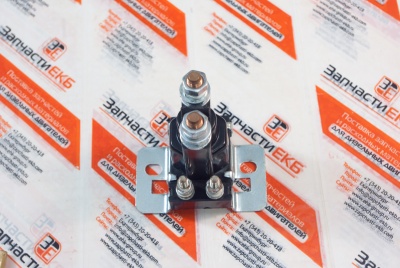 5269379 Электромагнитный переключатель подогревателя SWITCH MAGNETIC Cummins QSL9, C8.3 Взаимозаменяемые номера: 3897261, 3916302